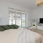 Appartement Ursus Sunny For 4 Guests With Parking & Balcony By Renters *